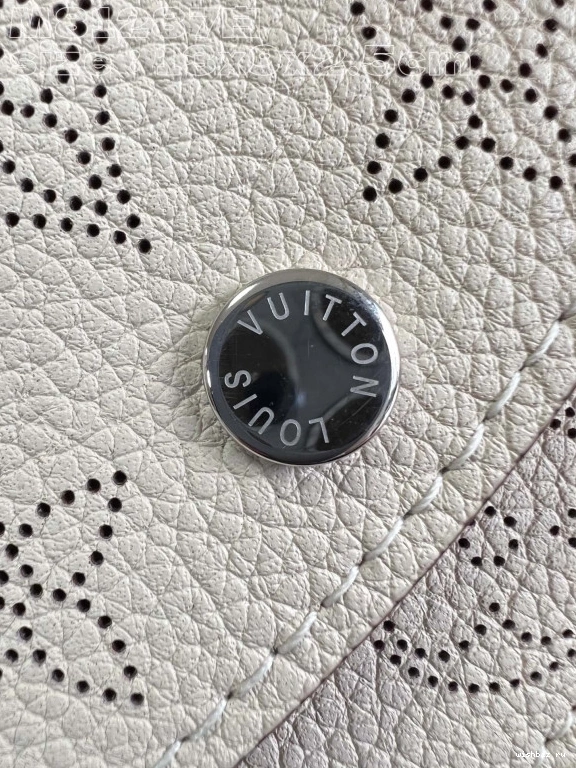 WIS CARD LOUIS RECTO VERSO VUITTON HOLDER 0809